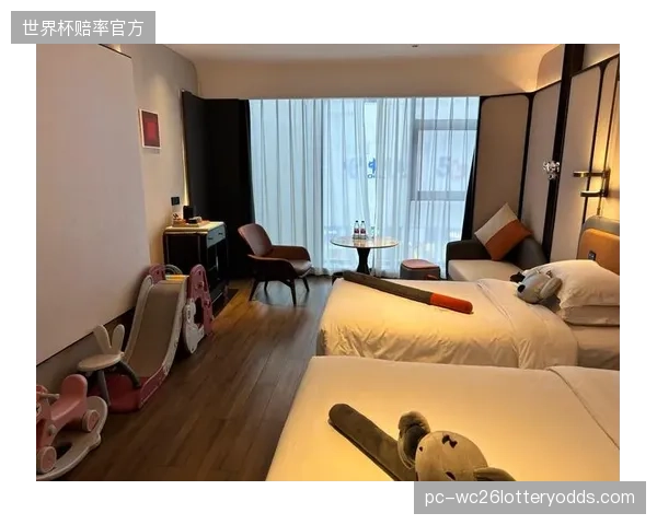 高科技后勤保障成为对抗差旅疲劳的重要武器，帮助球员在酒店房间内即可完成关键的身体恢复流程。